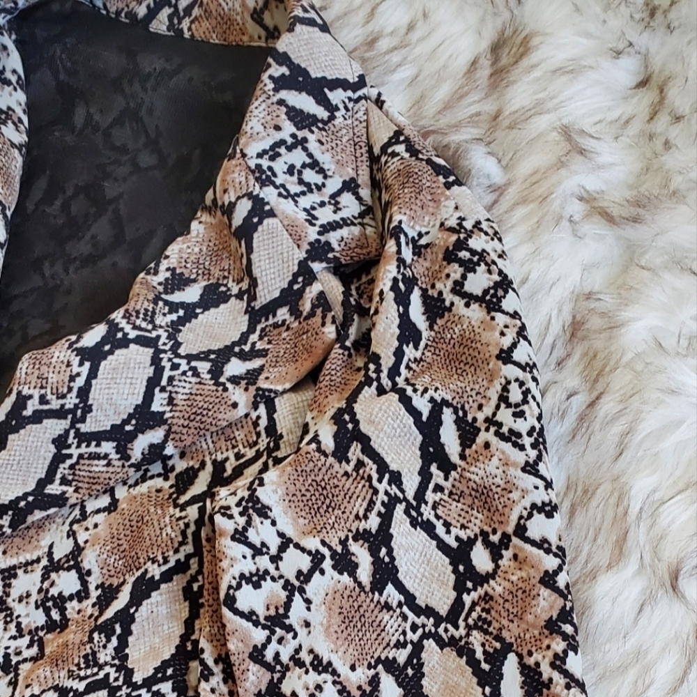 Animal Print Design Jacket 🌴 - Picture 3 of 8